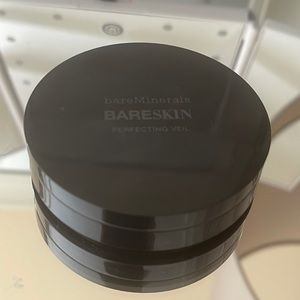 Bare Minerals Bareskin Perfecting Veil Medium